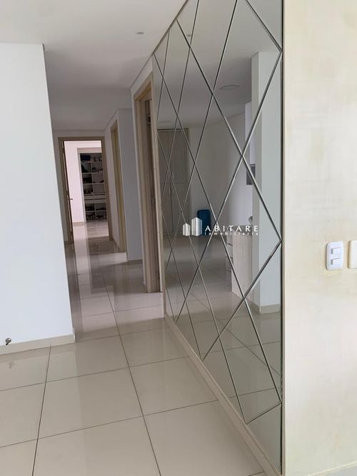 Apartamento de 3 alcobas en venta en Manga, Cartagena, 136 m² · foto 7 de 18
