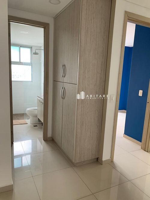 Apartamento de 3 alcobas en venta en Manga, Cartagena, 136 m² · foto 9 de 18