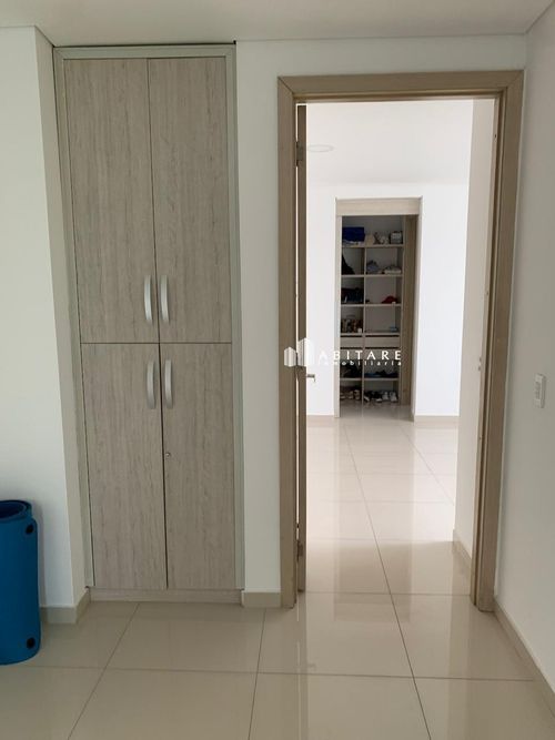 Apartamento de 3 alcobas en venta en Manga, Cartagena, 136 m² · foto 11 de 18