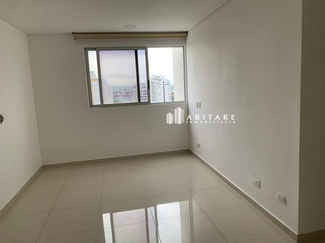 Apartamento de 3 alcobas en venta en Manga, Cartagena, 136 m² · foto 17 de 18