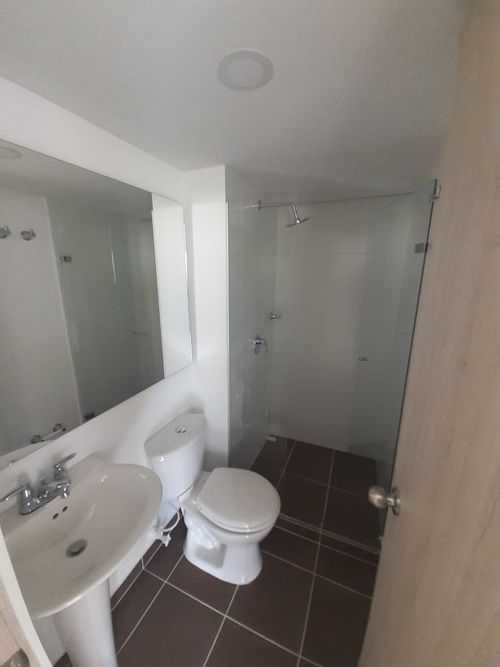 Apartaestudio en venta en Niquia, Bello, 70 m² · foto 19 de 21