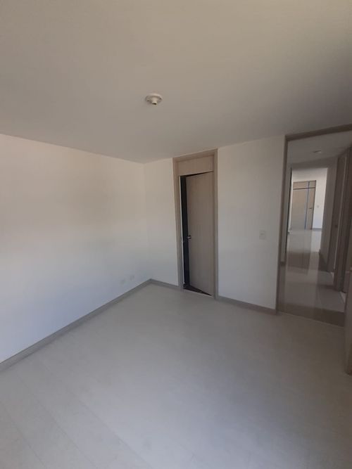 Apartaestudio en venta en Niquia, Bello, 70 m² · foto 21 de 21