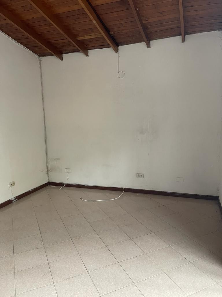 Apartamento en venta en Robledo, Medellín · foto 3 de 19
