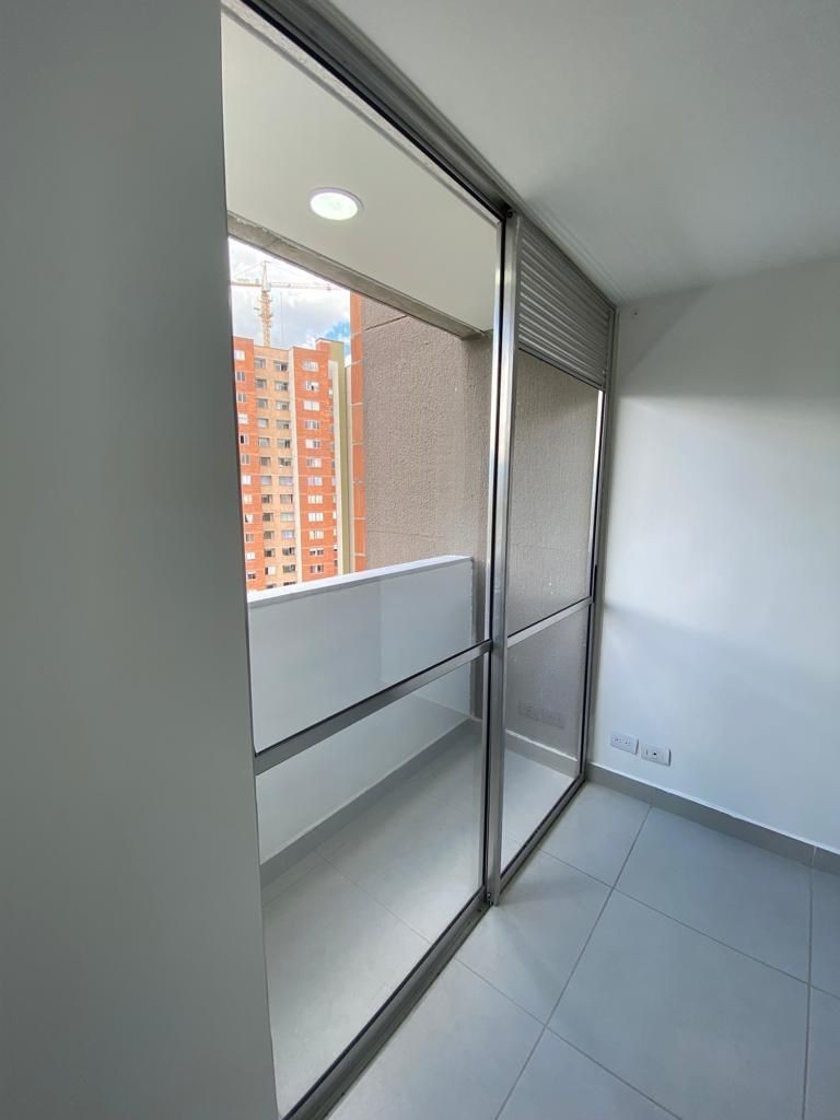 Apartamento en venta en Robledo, Medellín · foto 7 de 19