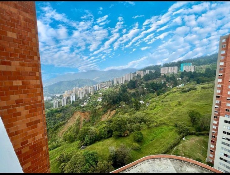 Apartamento en venta en Robledo, Medellín · foto 11 de 19