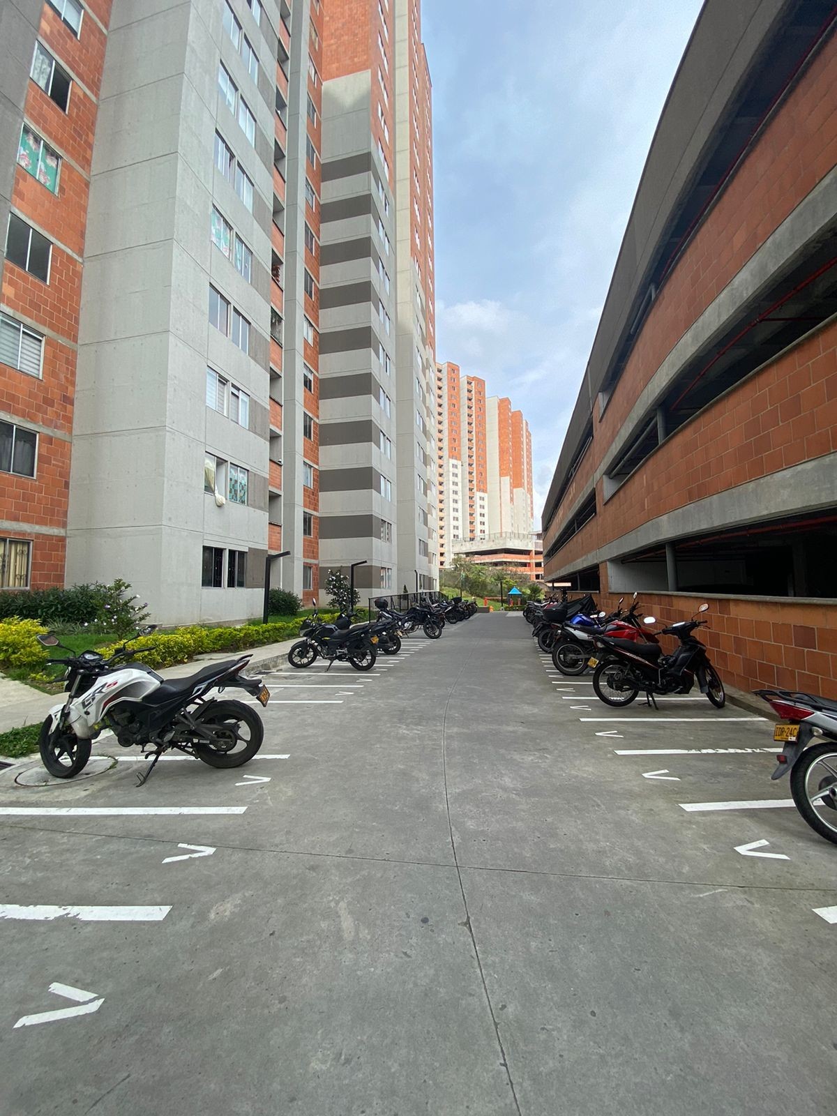 Apartamento en venta en Robledo, Medellín · foto 17 de 19
