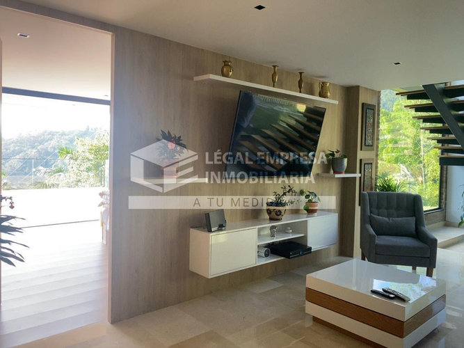 Casa de 5 alcobas en venta en Caqueta, La Estrella, 683 m² · foto 6 de 20