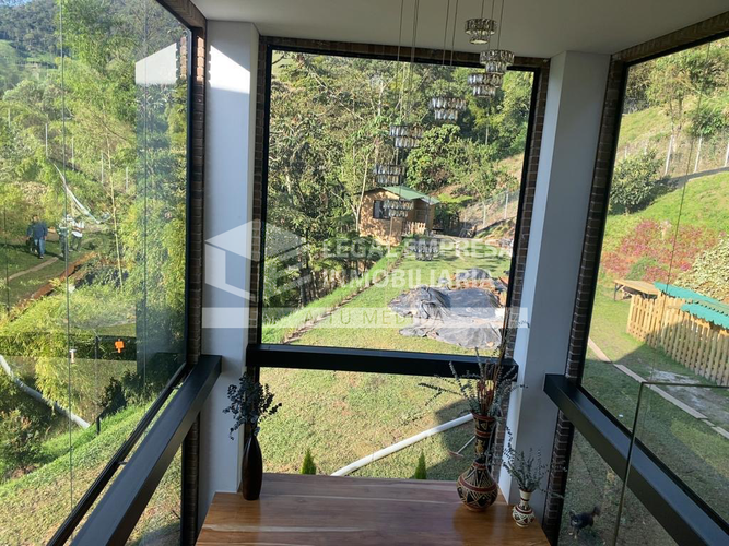 Casa de 5 alcobas en venta en Caqueta, La Estrella, 683 m² · foto 10 de 20