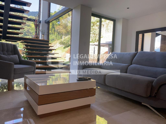 Casa de 5 alcobas en venta en Caqueta, La Estrella, 683 m² · foto 17 de 20