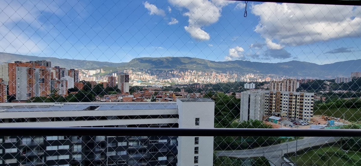 Apartamento en venta en Belén, Medellín · foto 8 de 17