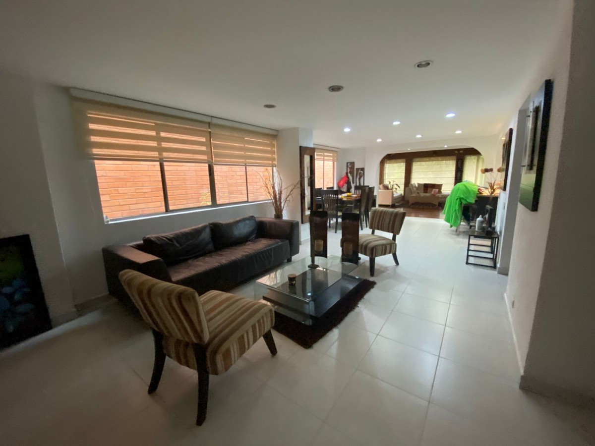 Casa en venta en Glorieta Pilsen, Itagüí · foto 10 de 17