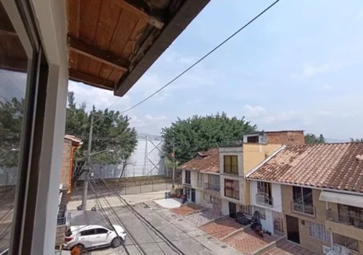 Casa de 4 alcobas en venta en Campo Amor, Medellín, 120 m² · foto 7 de 15