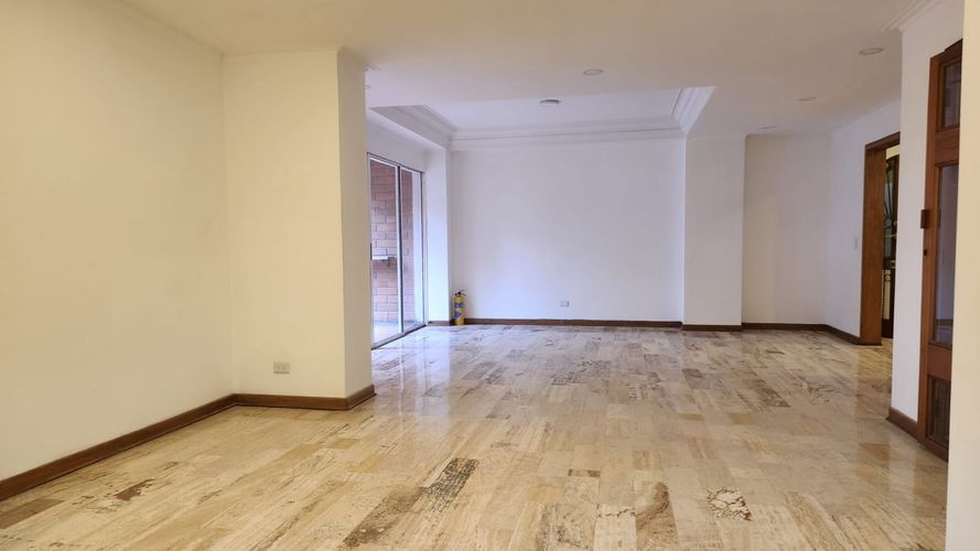 Apartamento de 3 alcobas en venta en El Campestre, Medellín, 317 m² · foto 4 de 24