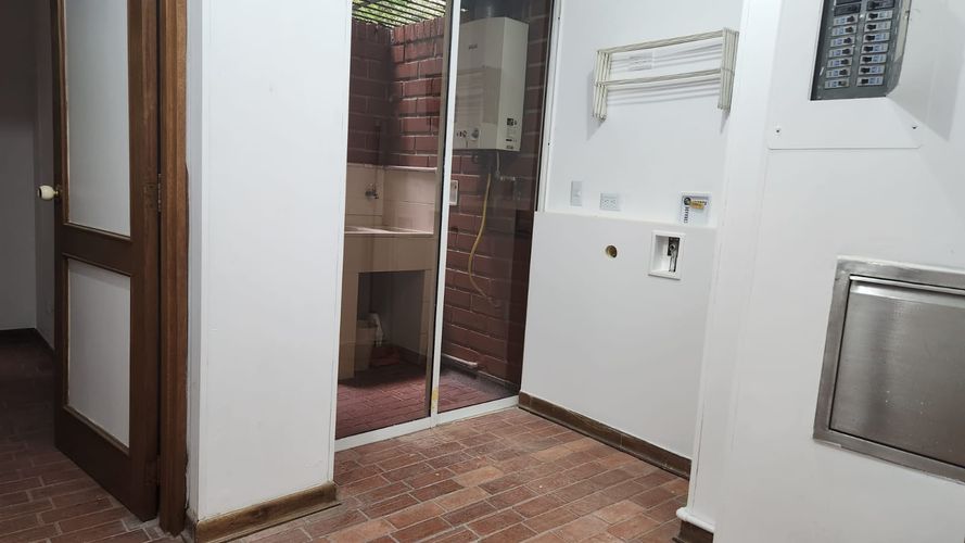 Apartamento de 3 alcobas en venta en El Campestre, Medellín, 317 m² · foto 11 de 24
