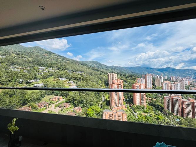 Apartamento de 4 alcobas en venta en La Calera, Medellín, 288 m² · foto 2 de 20