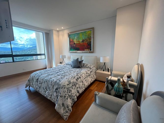 Apartamento de 4 alcobas en venta en La Calera, Medellín, 288 m² · foto 9 de 20