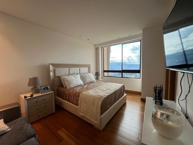 Apartamento de 4 alcobas en venta en La Calera, Medellín, 288 m² · foto 10 de 20