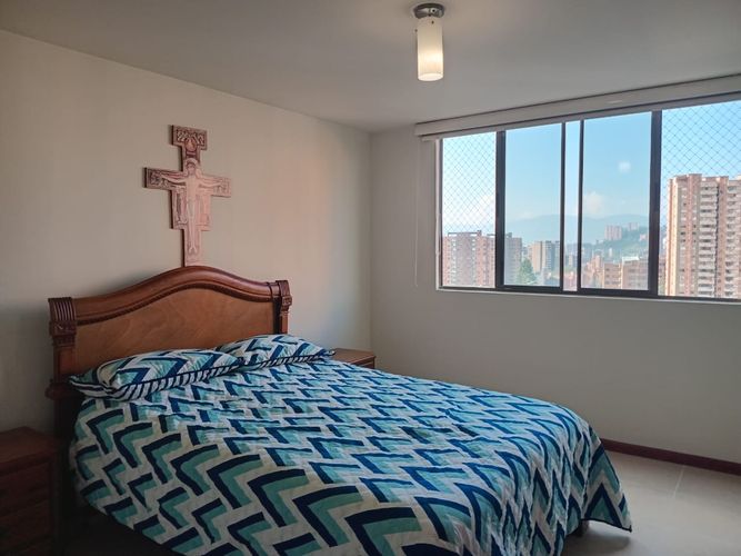 Apartamento en venta en El Poblado, Medellín · foto 11 de 18