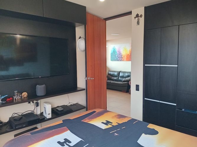 Apartamento en venta en El Poblado, Medellín · foto 15 de 18