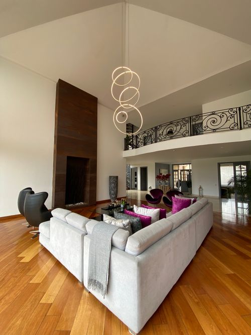 Casa de 5 alcobas en venta en Guaymaral, Bogotá, 800 m² · foto 2 de 24