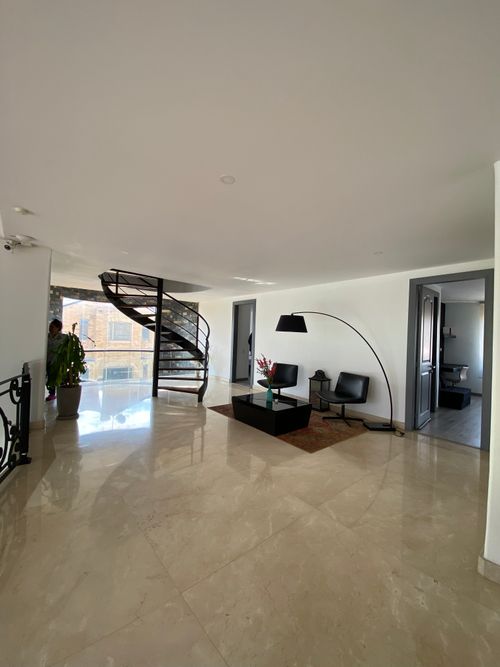 Casa de 5 alcobas en venta en Guaymaral, Bogotá, 800 m² · foto 23 de 24