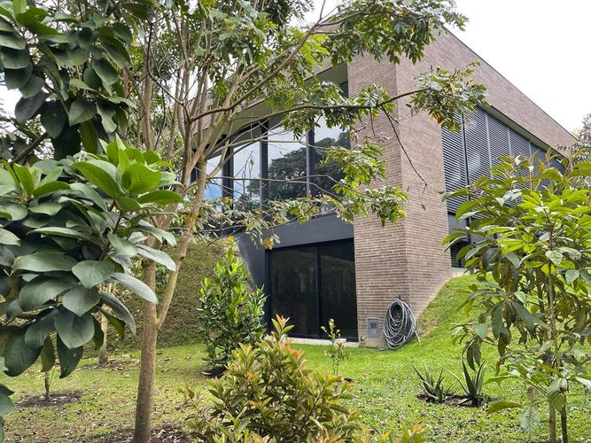 Casa de 5 alcobas en venta en Las Palmas, Envigado, 575 m² · foto 7 de 24