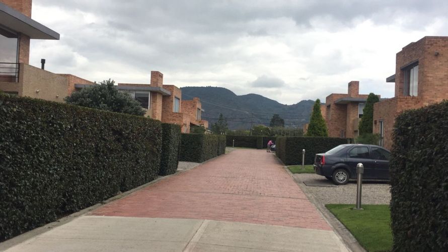 Casa de 4 alcobas en venta en Laura Vicuña, Chía, 300 m² · foto 12 de 24
