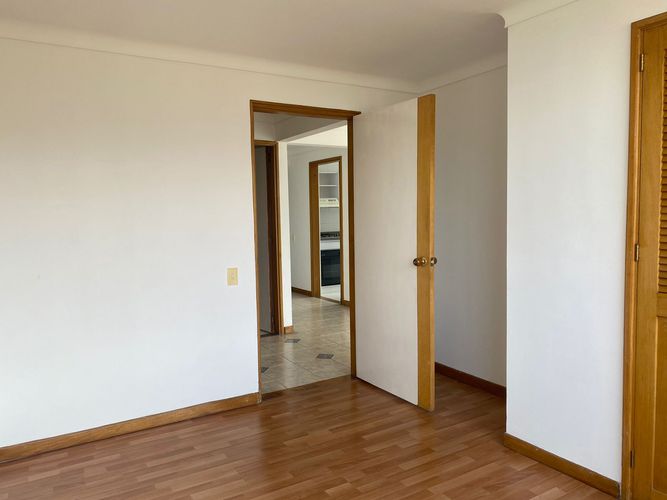 Apartamento de 2 alcobas en venta en El Poblado, Medellín, 96 m² · foto 14 de 16