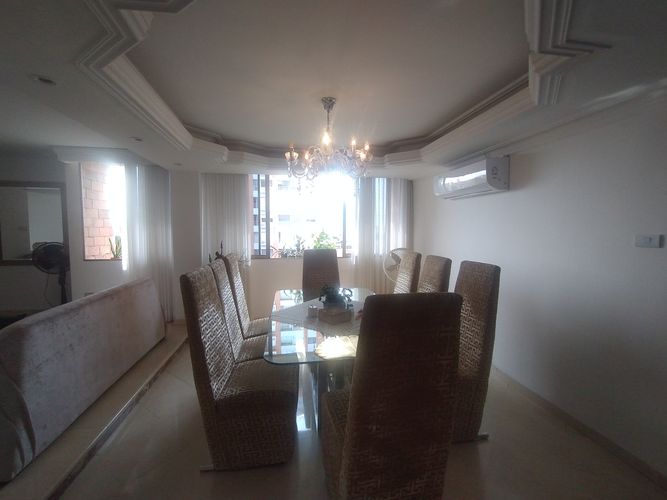 Apartamento de 3 alcobas en venta en Altos Del Prado, Barranquilla, 225 m² · foto 2 de 16