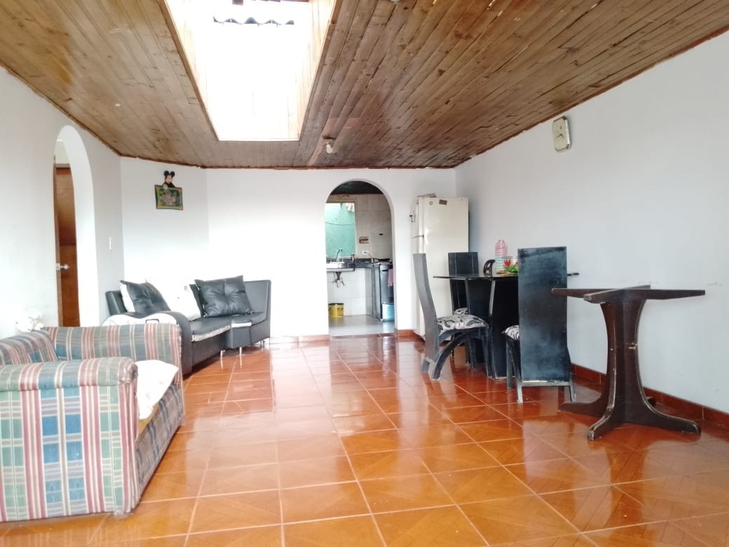 Casa en venta en Santa Maria Del Lago, Bogotá · foto 13 de 24
