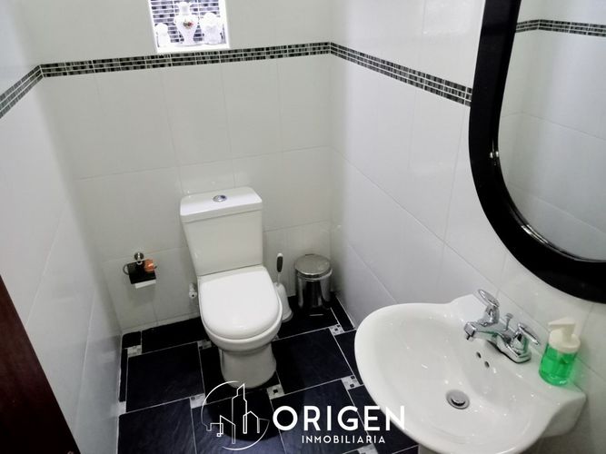 Casa de 3 alcobas en venta en Fontibon, Bogotá, 250 m² · foto 9 de 24