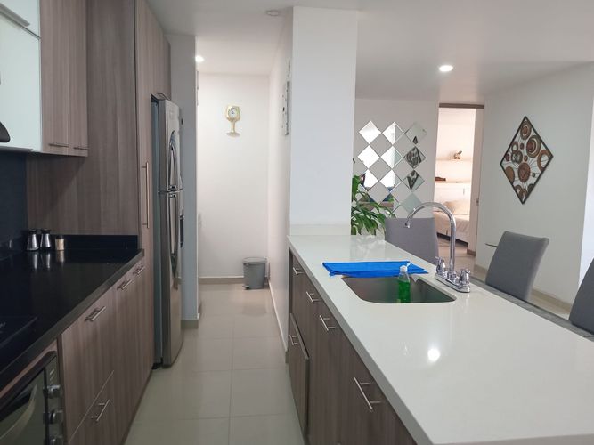 Apartamento de 3 alcobas en arriendo en Loma Benedictinos, Envigado, 117 m² · foto 5 de 16