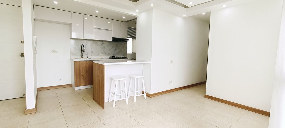 Apartamento de 3 alcobas en venta en Valle Del Lili, Cali, 55 m² · foto 3 de 21