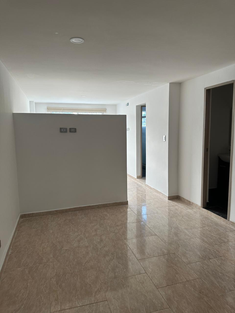 Studio for rent in El limonar, Cali