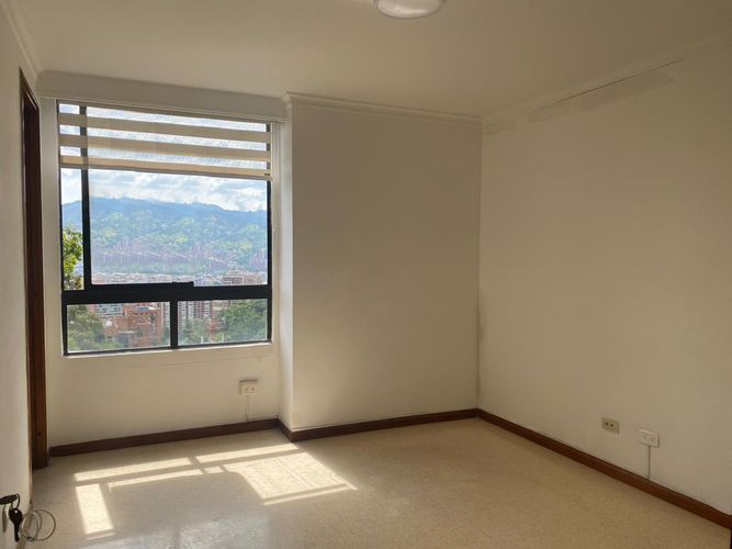 Apartamento de 3 alcobas en arriendo en El Poblado, Medellín, 158 m² · foto 11 de 18