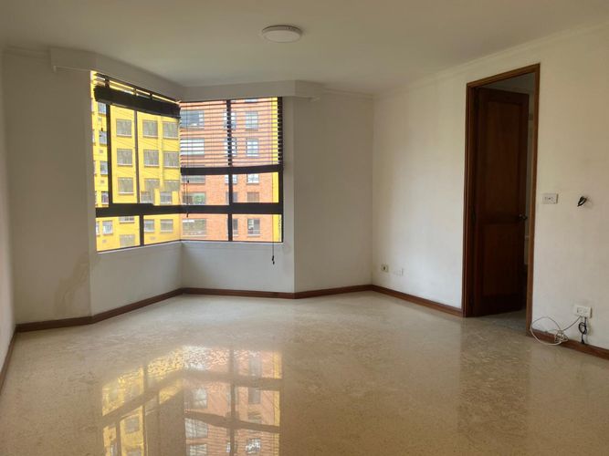 Apartamento de 3 alcobas en arriendo en El Poblado, Medellín, 158 m² · foto 16 de 18