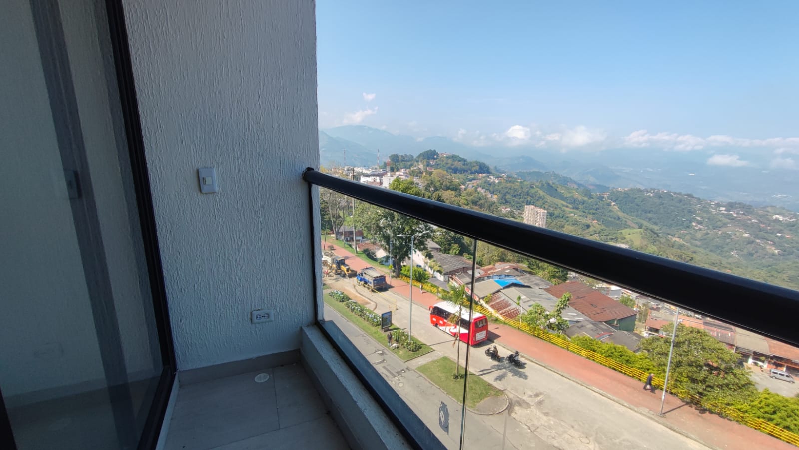 Apartamento en venta en Chipre, Manizales · foto 9 de 24