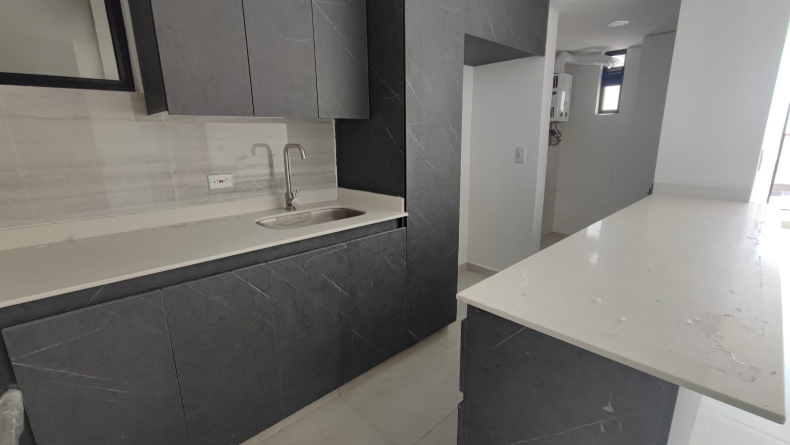 Apartamento en venta en Chipre, Manizales · foto 4 de 24