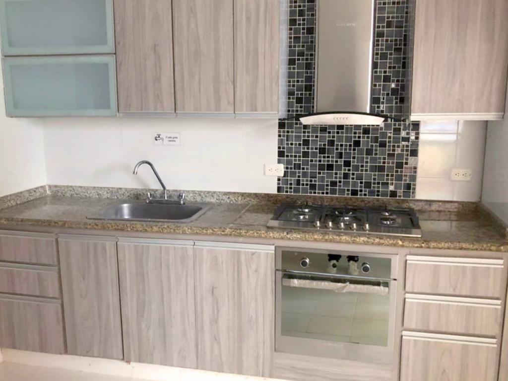 Apartamento en venta en Altos Del Prado, Barranquilla · foto 3 de 8