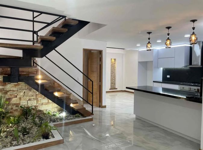 Casa de 4 alcobas en venta en El Porvenir, Rionegro, 220 m² · foto 2 de 15