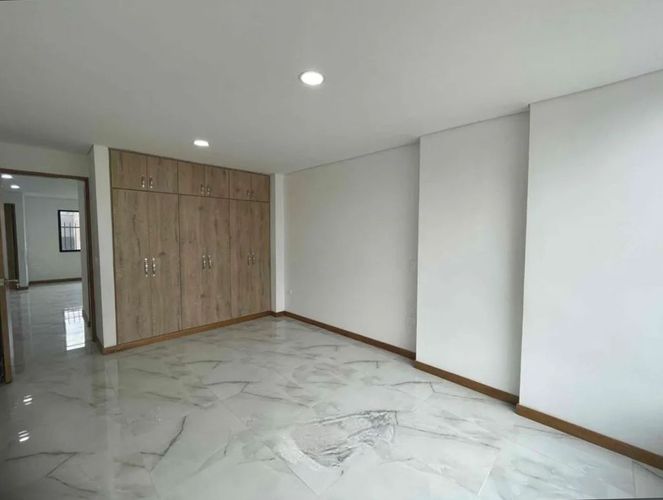 Casa de 4 alcobas en venta en El Porvenir, Rionegro, 220 m² · foto 10 de 15