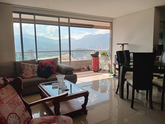 Apartamento de 3 alcobas en venta en El Poblado, Medellín, 113 m² · foto 5 de 20