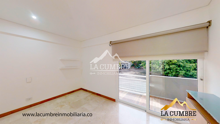 Casa de 4 alcobas en arriendo en San Lucas, Medellín, 260 m² · foto 13 de 21