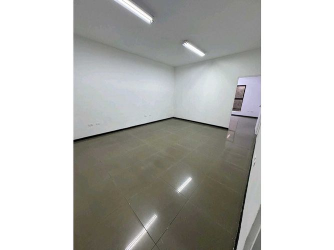 Bodega en arriendo en Centro, La Estrella, 700 m² · foto 9 de 14