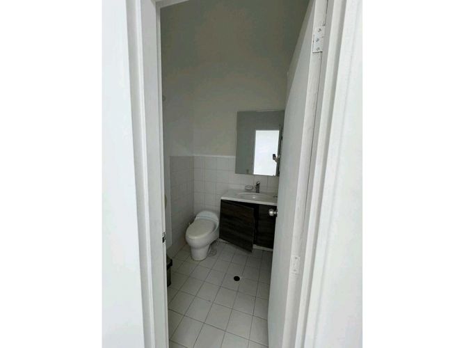 Bodega en arriendo en Centro, La Estrella, 700 m² · foto 11 de 14