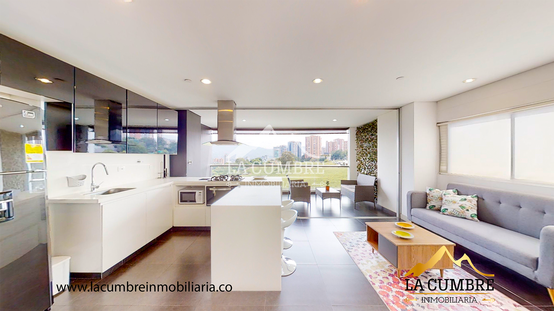 Apartamento en arriendo en Los Balsos No.2, Medellín · foto 2 de 15