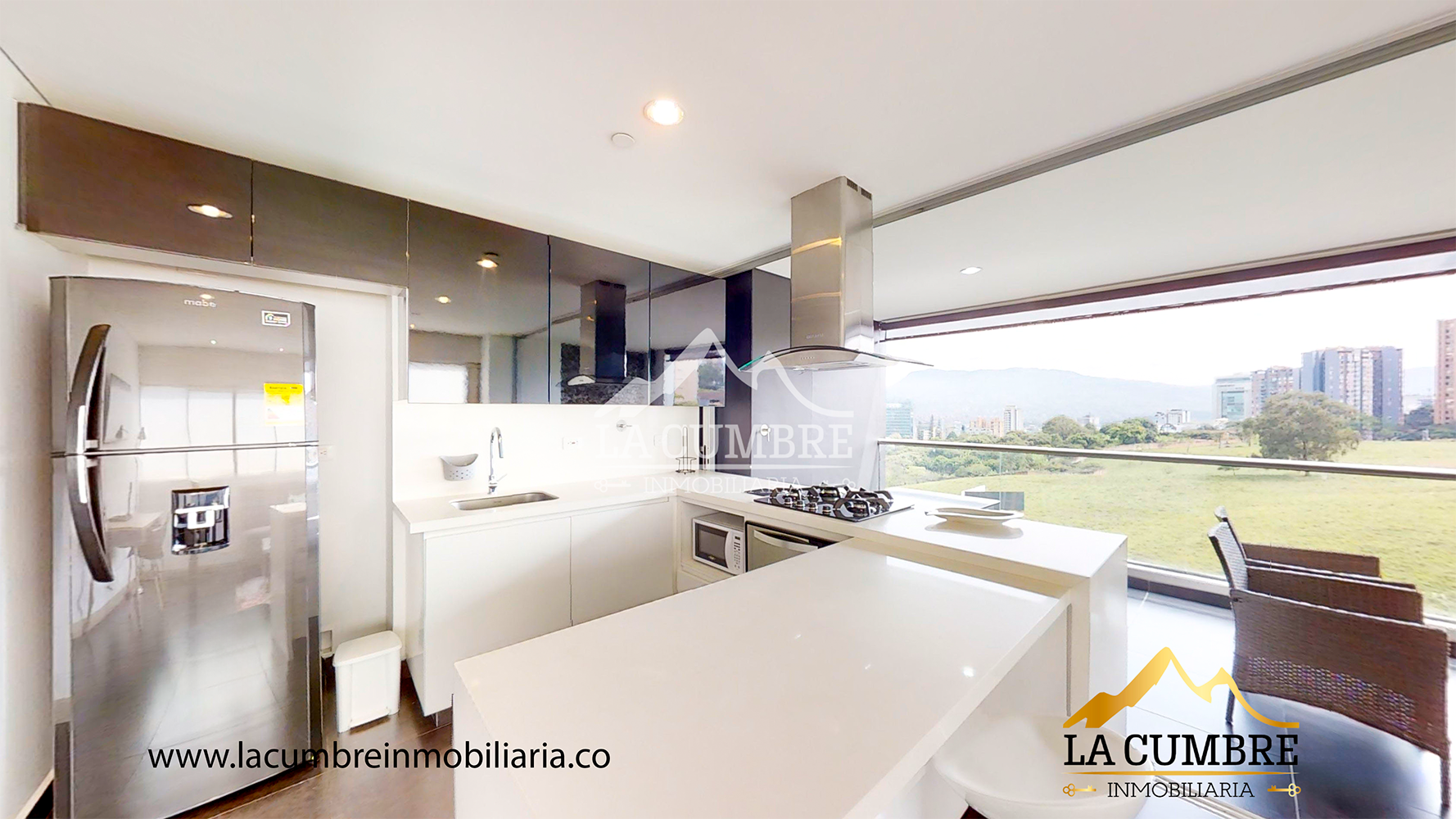 Apartamento en arriendo en Los Balsos No.2, Medellín · foto 8 de 15