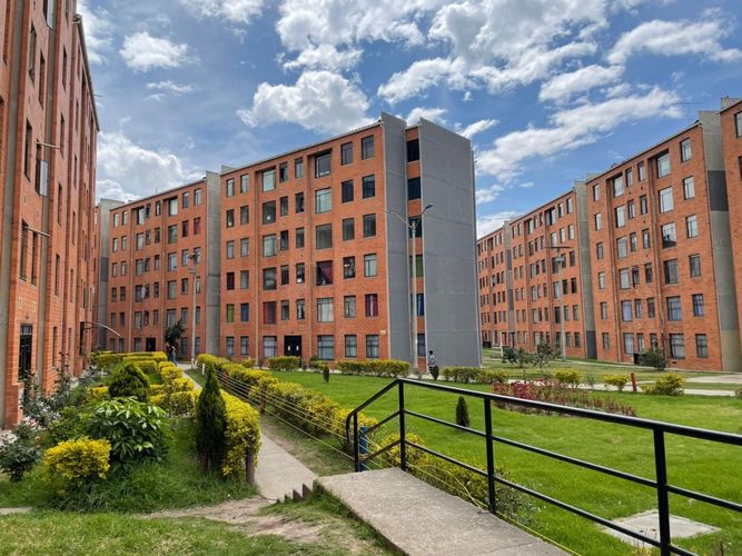 Apartamento de 2 alcobas en venta en La Capilla, Soacha, 39 m² · foto 8 de 9