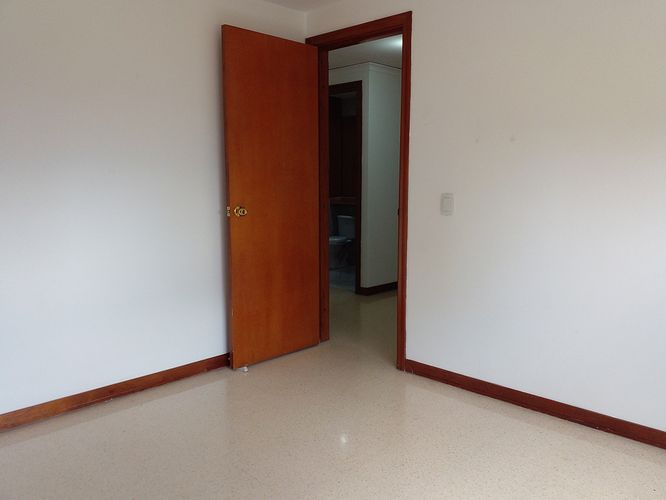 Apartamento de 3 alcobas en arriendo en El Poblado, Medellín, 168 m² · foto 8 de 20