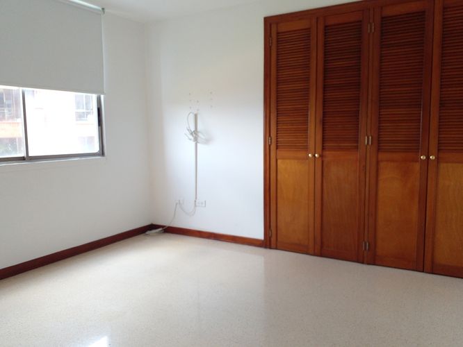 Apartamento de 3 alcobas en arriendo en El Poblado, Medellín, 168 m² · foto 9 de 20